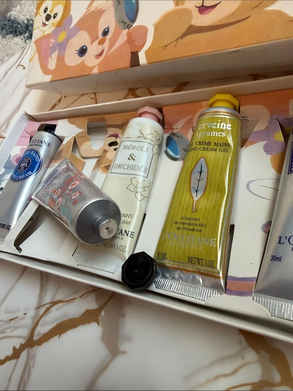 Hand cream Gift set IMPORTED FROM JAPAN🇯🇵 Amazing brand new with bag🫶